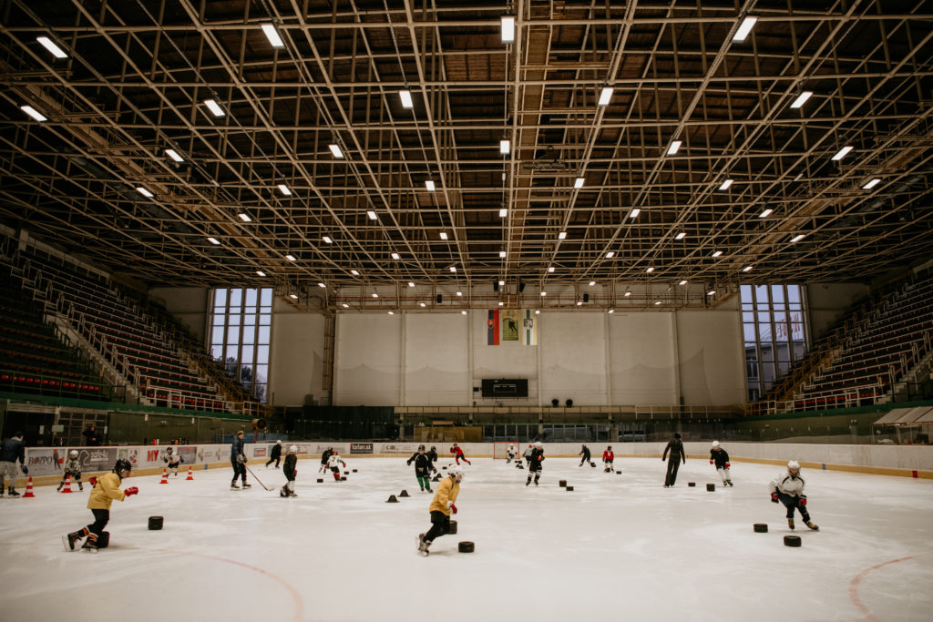 06.09.2022 sme spustili “Zdokonaľovanie Techniky korčuľovania 2022/2023” … voľné 4 miesta